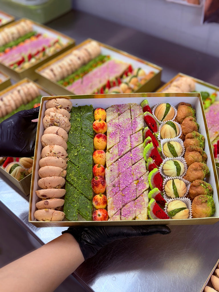 Luxury Dimond Nowruz pastry pack