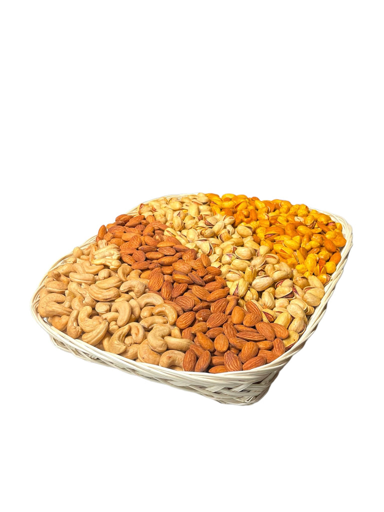 large-salted-saffron-nuts-tray